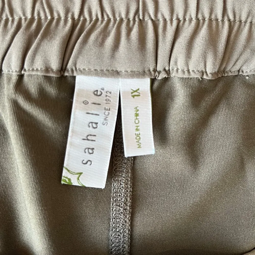 Sahalie Skort Size 1X Olive Green Shorts Inside Activewear Athleisure Knit Plus
